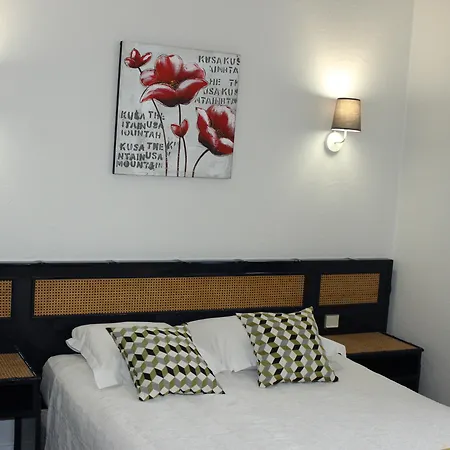 Szálloda Sure By Western