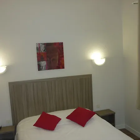 Sure By Western 3* Saintes