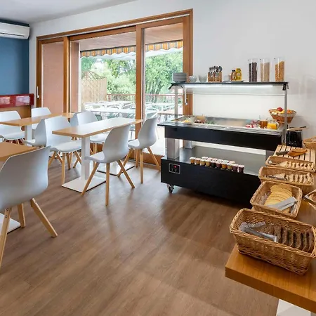 Sure By Western Saintes