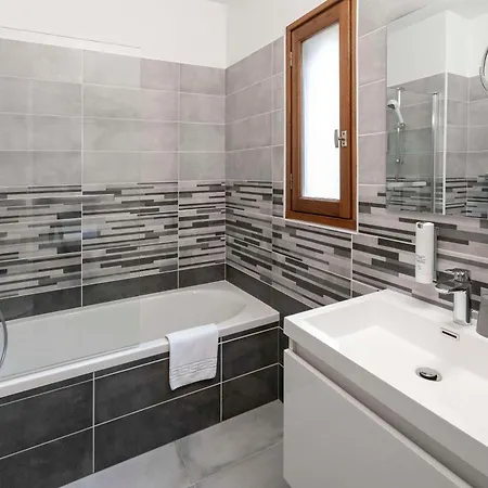 Sure By Western Szálloda 3*