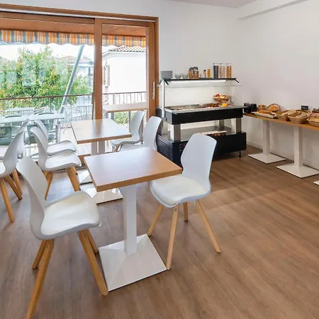 Sure By Western Saintes