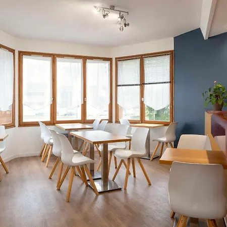 Sure By Western Szálloda