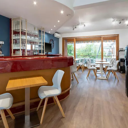 Szálloda Sure By Western