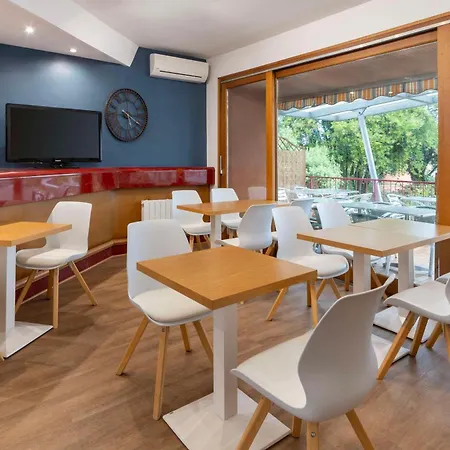 Sure By Western Szálloda 3*