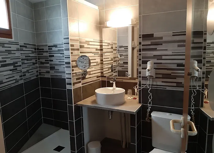 Hotel Sure By Western Saintes