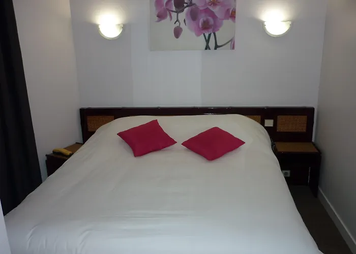 Sure By Western Hotel