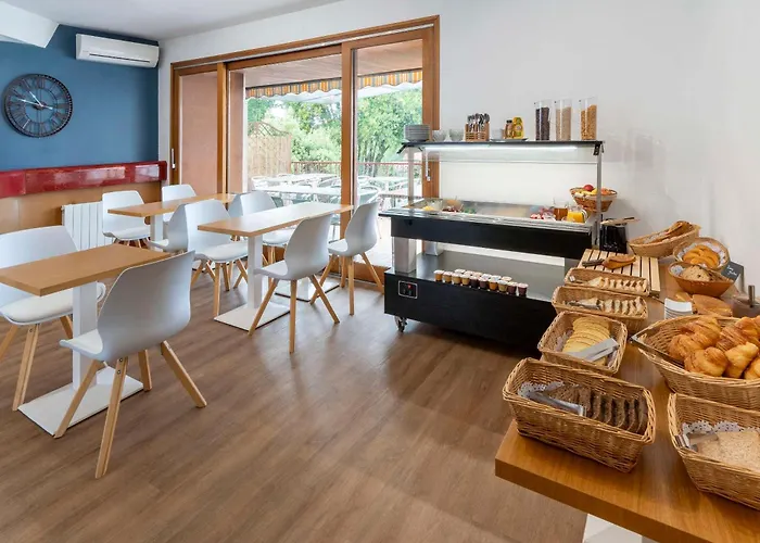 Sure By Western Saintes