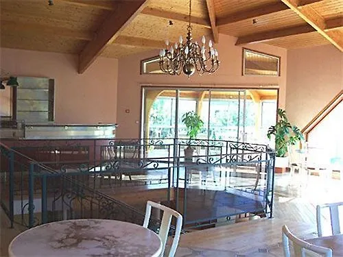 Sure By Western 3* Saintes